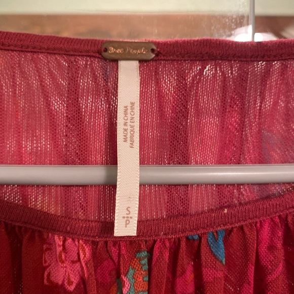 FREE PEOPLE WILDFLOWER HONEY FLORAL LONG SLEEVE MESH TOP BERRY COMB - Picture 4 of 7